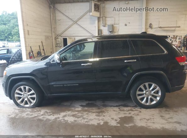 1C4RJFBT8HC682831 2017 JEEP GRAND CHEROKEE Black 360 interior view