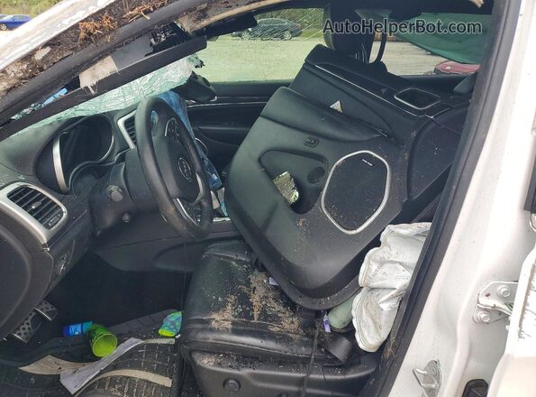 1C4RJFCG4GC376693 2016 JEEP GRAND White Widok wnętrza z przodu