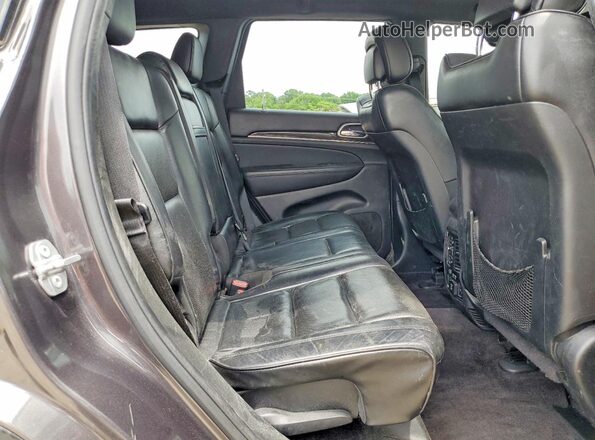 1C4RJFCG4JC142688 2018 JEEP GRAND Charcoal Vista interior trasera