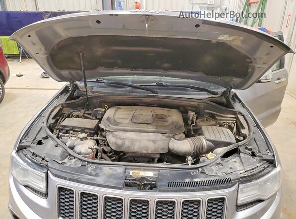 1C4RJFCG7GC461009 2016 JEEP GRAND Silver Engine compartment view