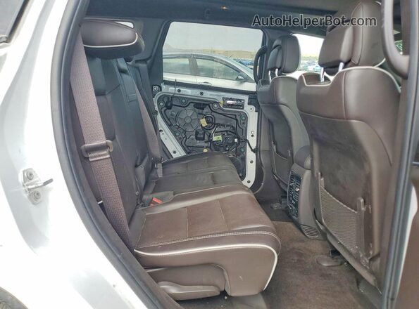 1C4RJFCG7KC687494 2019 JEEP GRAND White Rear seats view
