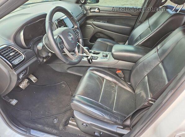 1C4RJFCT2KC688713 2019 JEEP GRAND White წინა სალონის ხედი