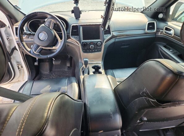 1C4RJFCTXHC867090 2017 JEEP GRAND White Widok deski rozdzielczej