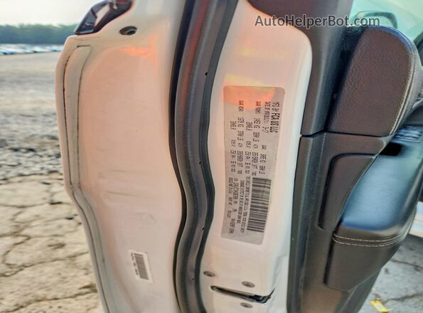 1C4RJFCTXHC867090 2017 JEEP GRAND White Widok naklejki z numerem VIN