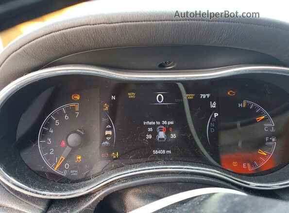 1C4RJFJG7JC390730 2018 JEEP GRAND Black Widok zestawu wskaźników