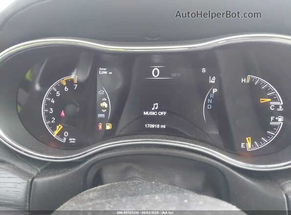 1C4RJFJT2JC155262 2018 JEEP GRAND CHEROKEE Red Vista de los asientos traseros
