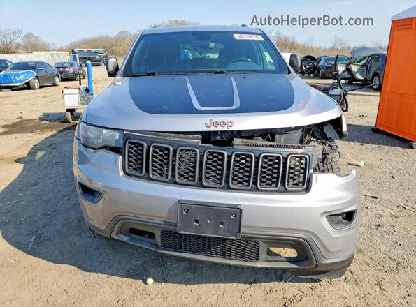 1C4RJFLG0KC653087 2019 JEEP GRAND Gray Widok z przodu
