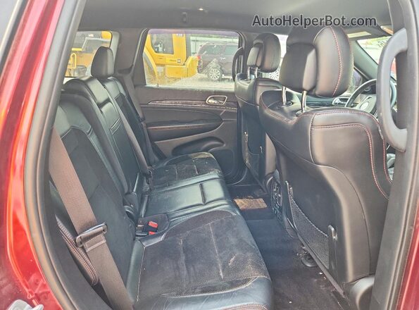 1C4RJFLG2HC746184 2017 JEEP GRAND Red Widok wnętrza z tyłu