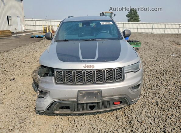 1C4RJFLG7HC612609 2017 JEEP GRAND Серебряный Вид спереди