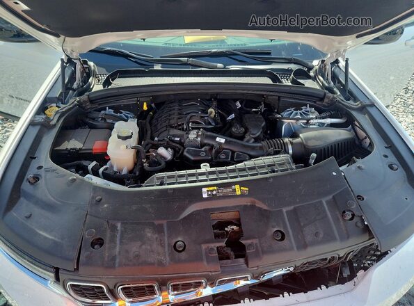 1C4RJGAG3SC355299 2025 JEEP GRAND Белый Вид задней части салона