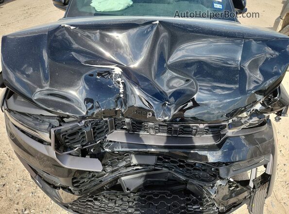1C4RJGAR3TC259059 2026 JEEP GRAND Black Vista del compartimento del motor