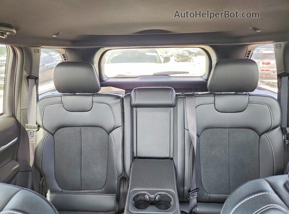 1C4RJGAR3TC259059 2026 JEEP GRAND Black Vista de los asientos traseros