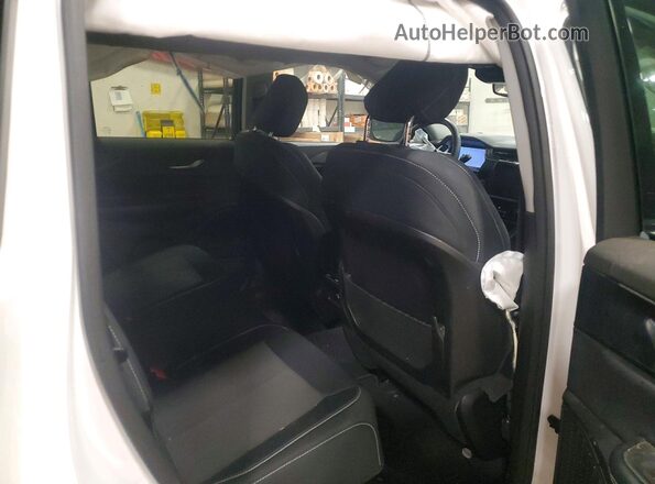 1C4RJHAG4PC541589 2023 JEEP GRAND White Widok wnętrza z tyłu