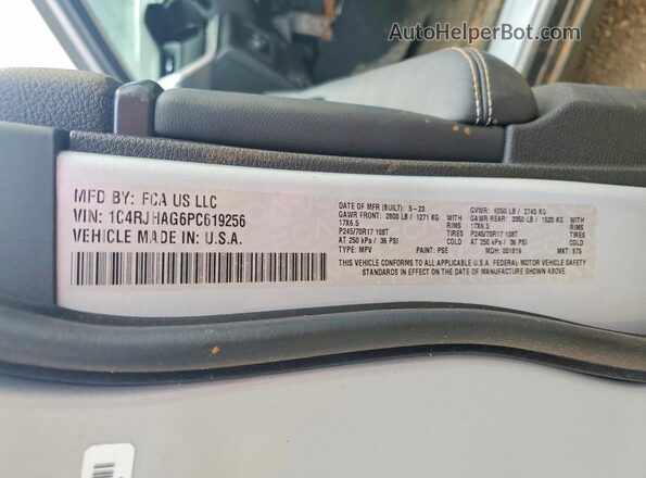 1C4RJHAG6PC619256 2023 JEEP GRAND Silver Vista de la etiqueta del VIN