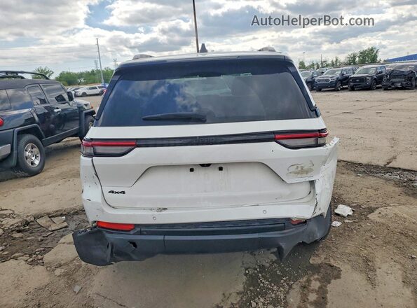 1C4RJHAG7RC243380 2024 JEEP GRAND White Widok z tyłu