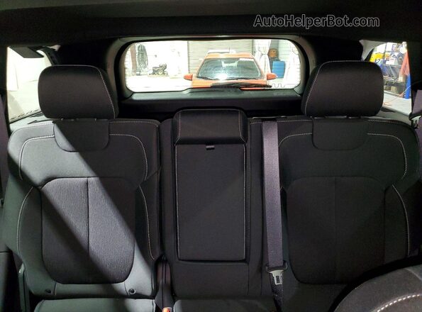 1C4RJHAG8SC329254 2025 JEEP GRAND Black Հետևի նստատեղերի տեսք