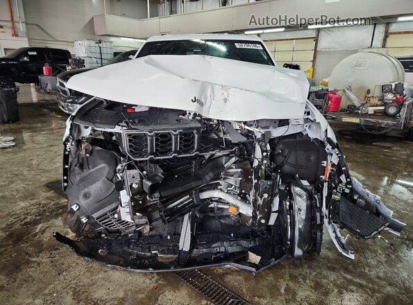 1C4RJHAR2TC195280 2026 JEEP GRAND White Widok z przodu