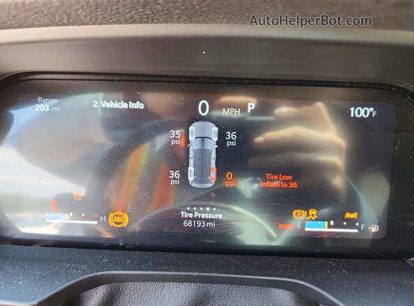 1C4RJHBG0PC530264 2023 JEEP GRAND White Vista del cuadro de instrumentos