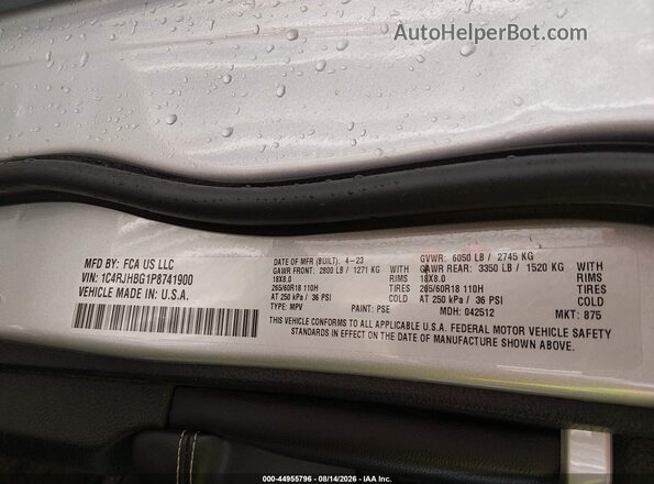 1C4RJHBG1P8741900 2023 JEEP GRAND CHEROKEE Silver ძრავის განყოფილების ხედი