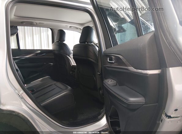 1C4RJHBG1P8741900 2023 JEEP GRAND CHEROKEE Silver VIN კოდის სტიკერის ხედი