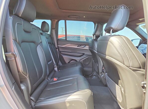 1C4RJHBG5SC339786 2025 JEEP GRAND White Vista interior trasera