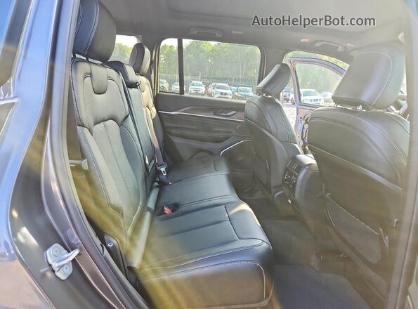 1C4RJHBR0TC201625 2026 JEEP GRAND Charcoal Vista interior trasera