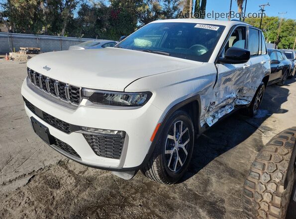1C4RJHBR9TC283595 2026 JEEP GRAND White Widok wnętrza 360 stopni
