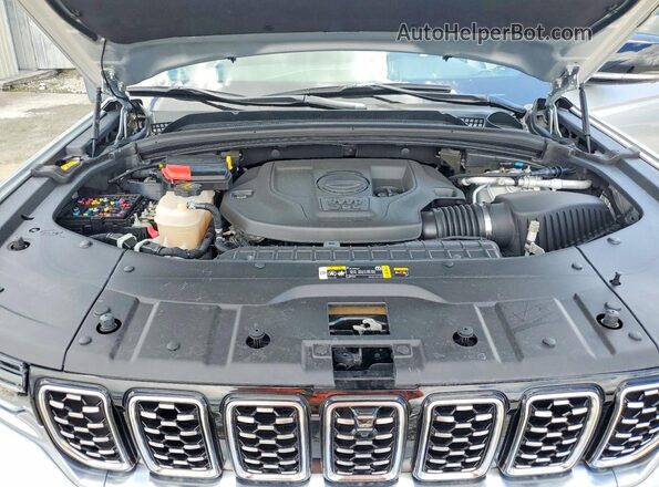 1C4RJHEG8P8866534 2023 JEEP GRAND Silver Vista del compartimento del motor