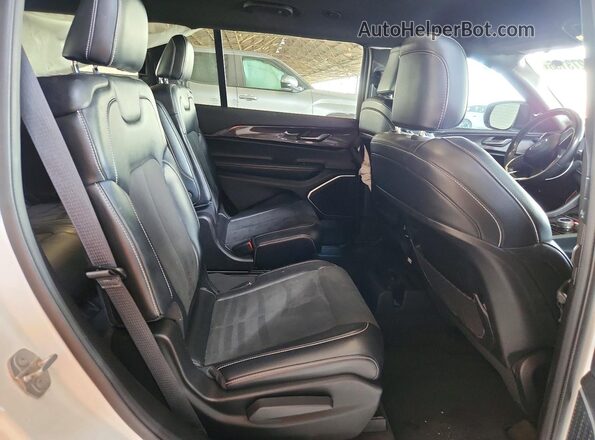 1C4RJJAG2M8163889 2021 JEEP GRAND White Widok wnętrza z tyłu