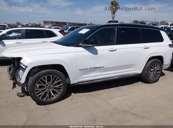 1C4RJJEGXN8554641 2022 JEEP GRAND CHEROKEE L White Вид задньої частини салону