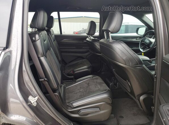 1C4RJKAG0R8919135 2024 JEEP GRAND Gray Widok wnętrza z tyłu