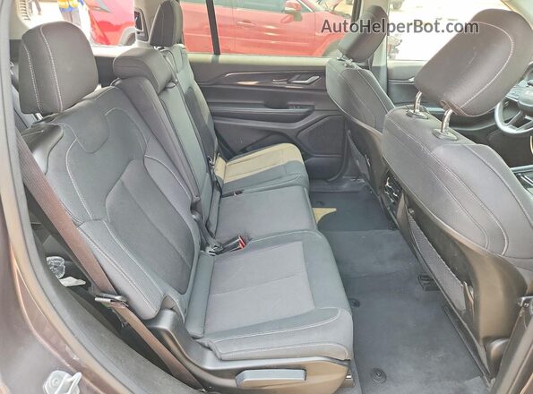 1C4RJKAG1P8768271 2023 JEEP GRAND Gray Widok wnętrza z tyłu