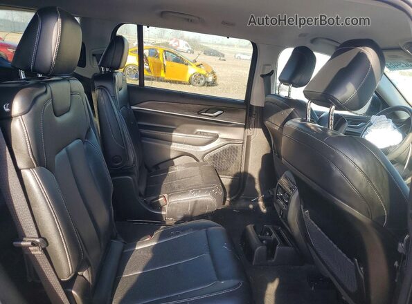 1C4RJKBG0P8777686 2023 JEEP GRAND Gray Rear interior view