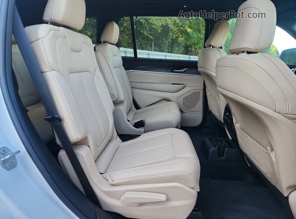 1C4RJKBG0S8755342 2025 JEEP GRAND Белый Вид задней части салона