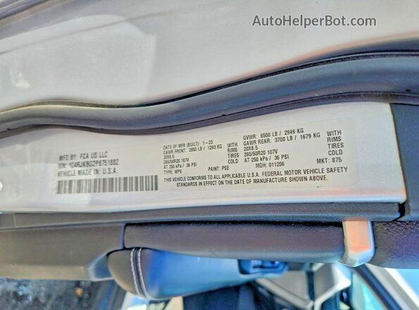 1C4RJKBG2P8751882 2023 JEEP GRAND Silver VIN კოდის სტიკერის ხედი