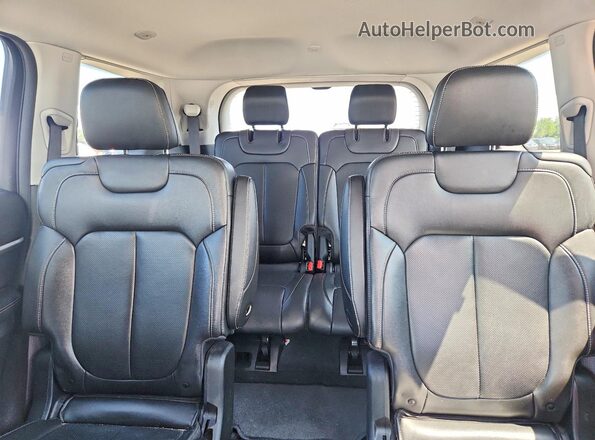 1C4RJKBG2P8751882 2023 JEEP GRAND Silver უკანა სავარძლების ხედი