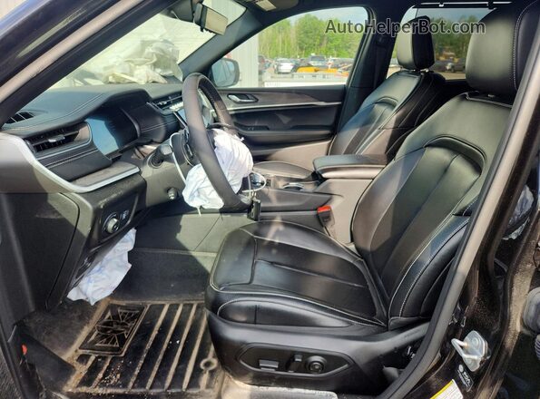 1C4RJKBG4S8702899 2025 JEEP GRAND Черный Вид салона спереди