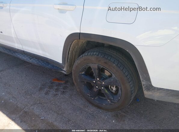 1C4RJKBG9P8733377 2023 JEEP GRAND CHEROKEE L White Front view
