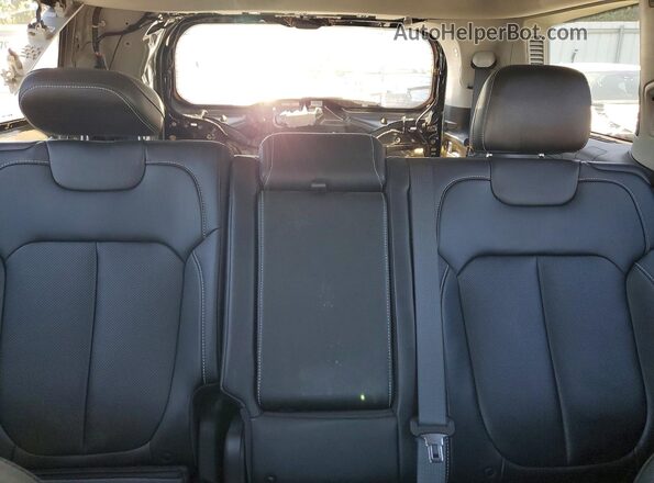 1C4RJKBG9P8817120 2023 JEEP GRAND Black Հետևի նստատեղերի տեսք