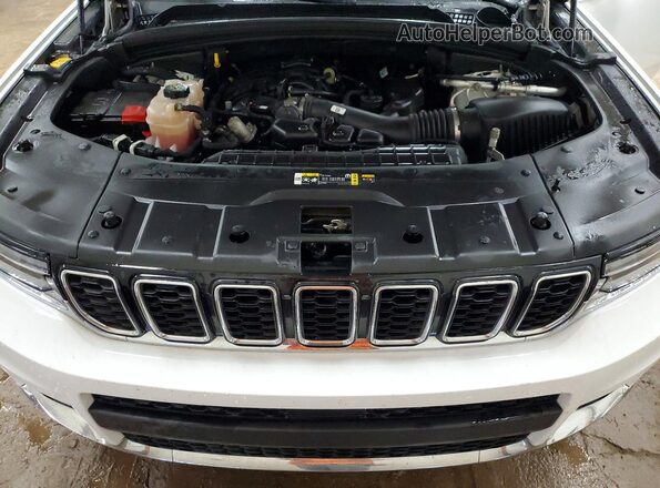 1C4RJKBGXN8550843 2022 JEEP GRAND White Vista del compartimento del motor