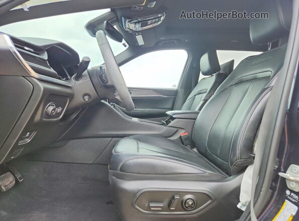 1C4RJKDT2P8898441 2023 JEEP GRAND Black Front interior view