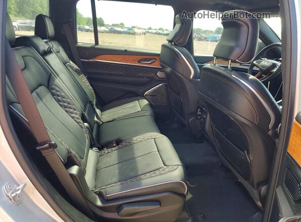1C4RJKEGXP8767923 2023 JEEP GRAND Silver Vista interior trasera