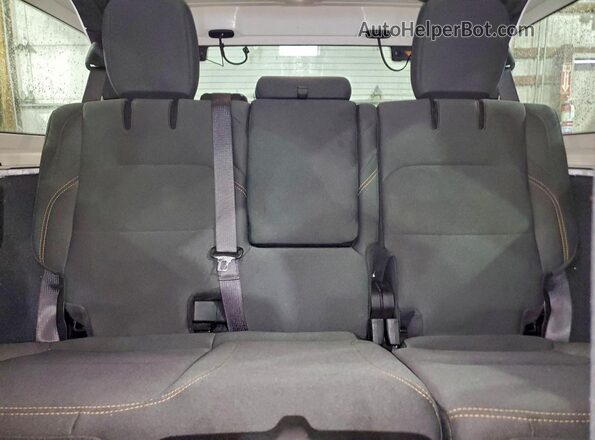 1C4RJXP69RW296363 2024 JEEP WRANGLER White Вид задніх сидінь