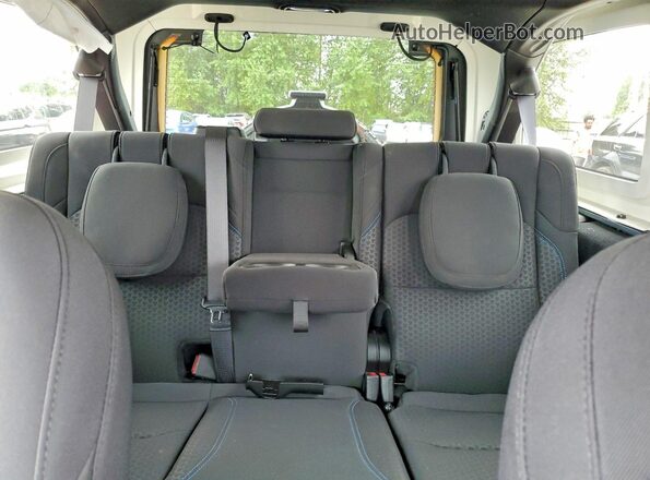 1C4RJXR61RW128259 2024 JEEP WRANGLER Blue Widok tylnych siedzeń