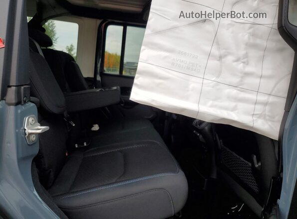 1C4RJXR61RW128259 2024 JEEP WRANGLER Blue Widok wnętrza z tyłu