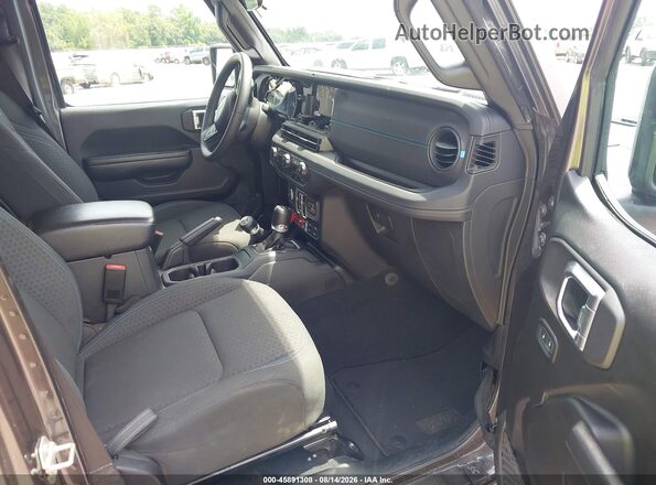 1C4RJXR65RW292940 2024 JEEP WRANGLER Gray Вид салону спереду