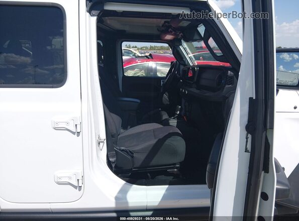 1C4RJXR66RW293286 2024 JEEP WRANGLER White Front interior view