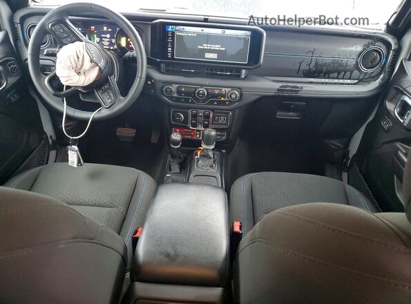 1C4RJXR68RW276716 2024 JEEP WRANGLER Silver Вид панелі приладів