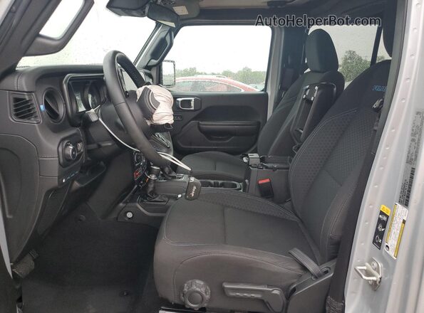 1C4RJXR68RW276716 2024 JEEP WRANGLER Silver 