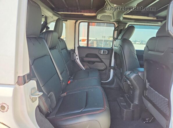 1C4RJXSJ0RW214452 2024 JEEP WRANGLER White Вид задньої частини салону